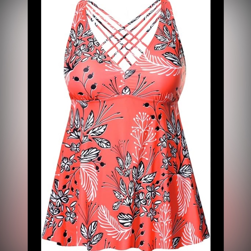 Plus Size Tankini Top - Picture 10 of 12
